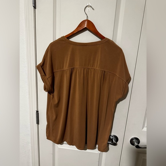 JJill V Neck Tee - Picture 2 of 9